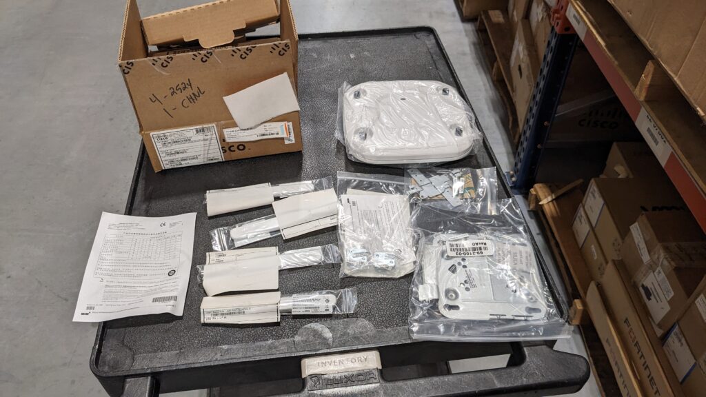 NOB Cisco AIR-CAP2702E-B-K9-4