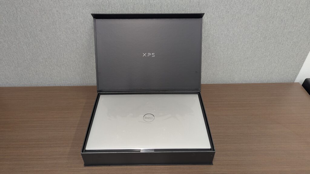 NOB Dell XPS 17 9730