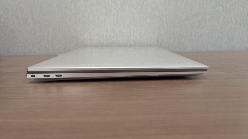 NOB Dell XPS 17 9730-6