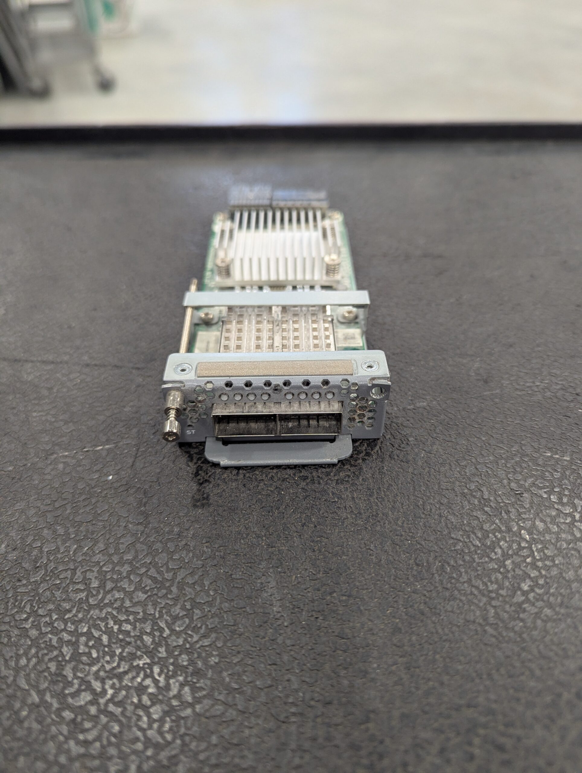 JUNIPER EX-UM-2QSFP-MR 2-Port 40GbE QSFP /1-port 100GbE QSPF28